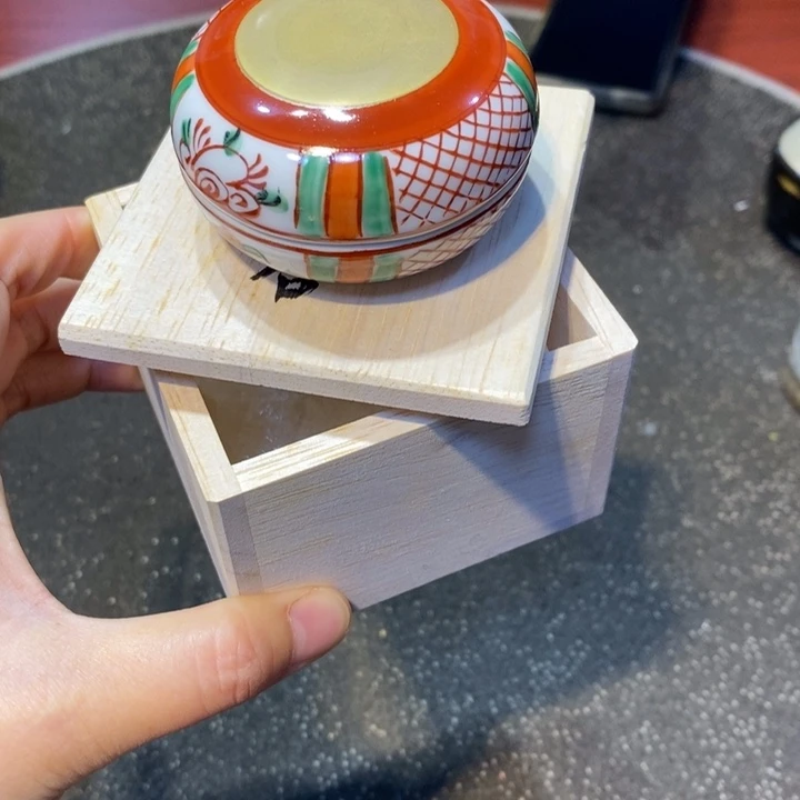 小***车瓷片陶瓷艺术品制作工艺品