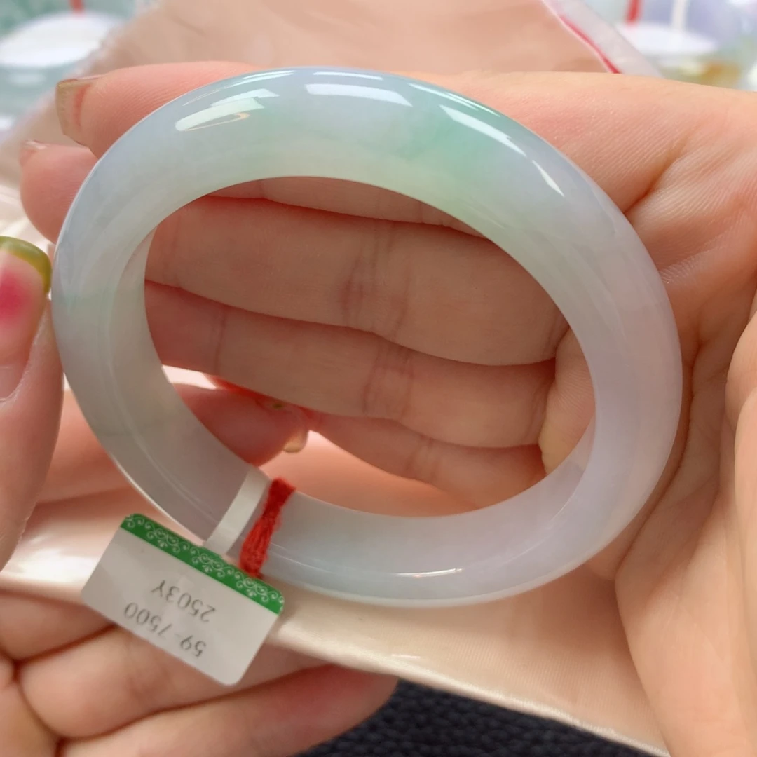 翡翠手镯未镶嵌缅甸天然翡翠59圈