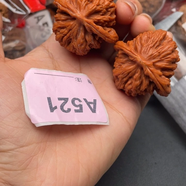 文玩核桃吊坠核桃