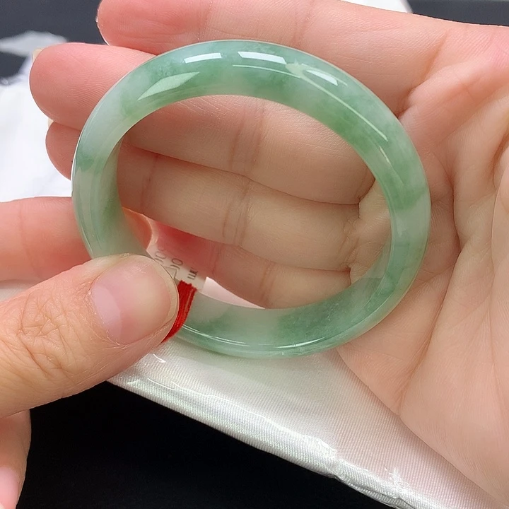 翡翠未镶嵌手镯手镯52
