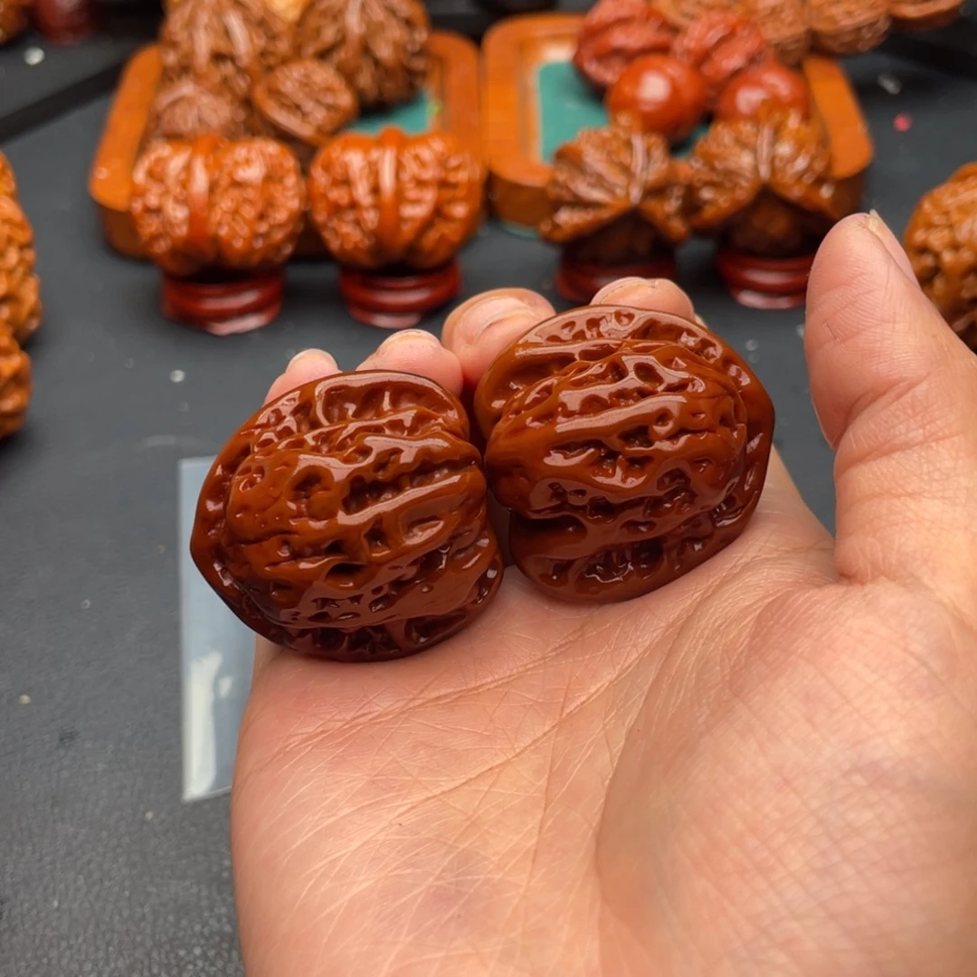 丶***人文玩核桃把件百年