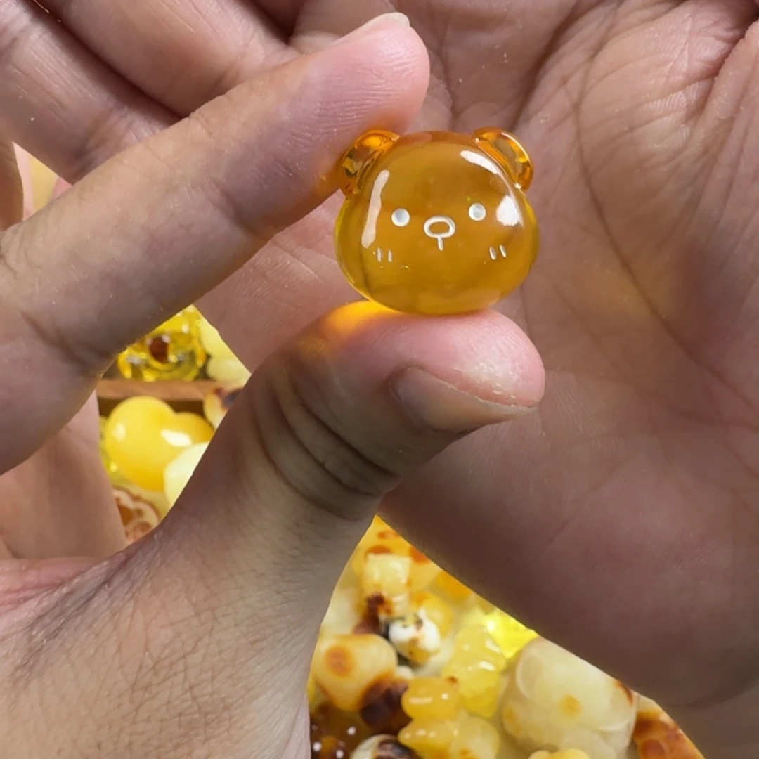 琥珀未镶嵌珠宝奇石