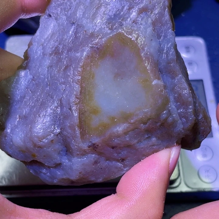 和田玉（糖玉）未镶嵌珠宝半成品