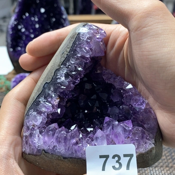 未镶嵌大型摆件（非配饰）水晶