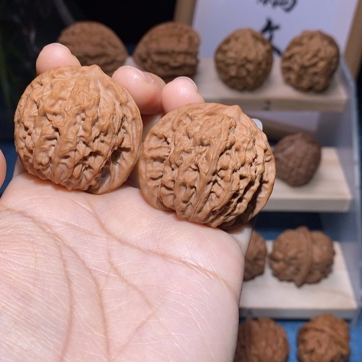 吊坠文玩核桃全品盘龙纹