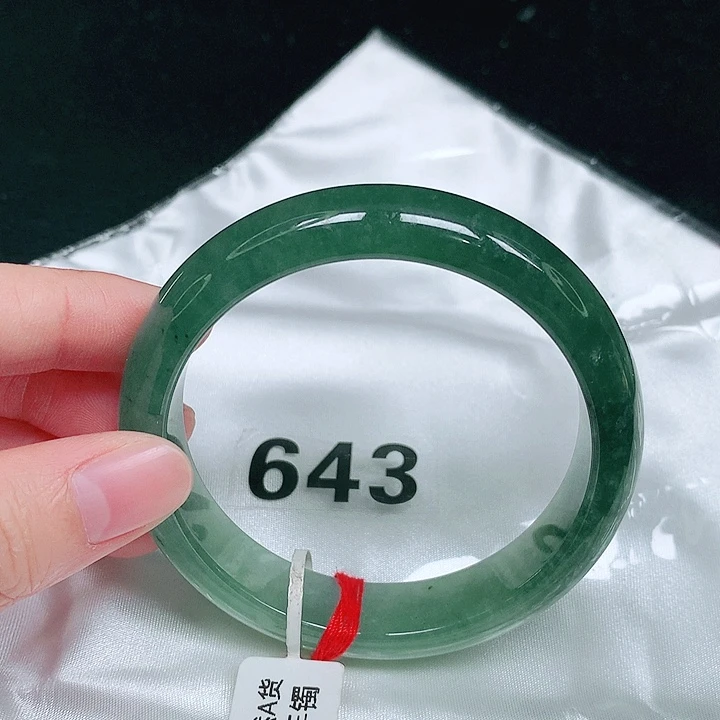 翡翠未镶嵌手镯翡翠手镯未镶嵌