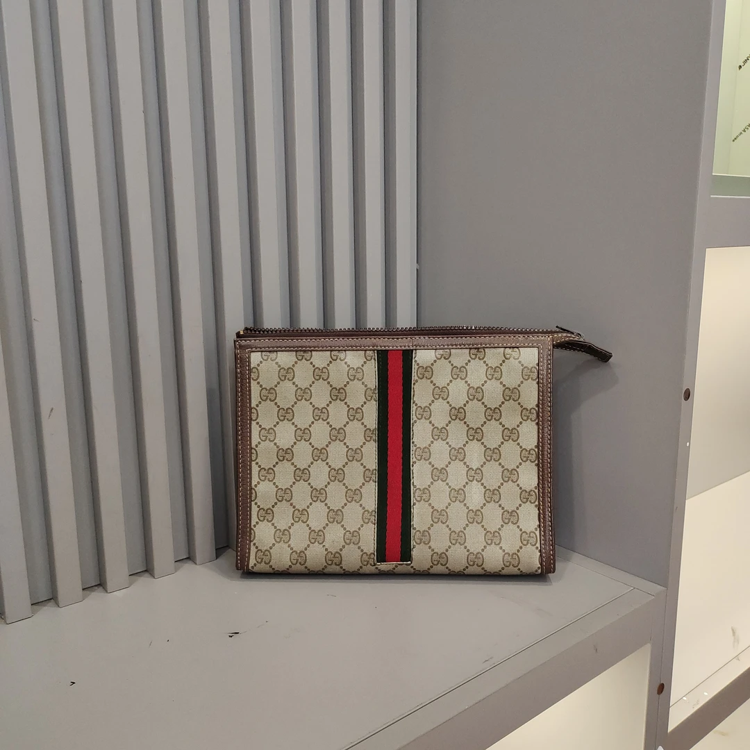 95新 GUCCI/古驰 兔兔奢欣欣/古驰洗漱包/241023021