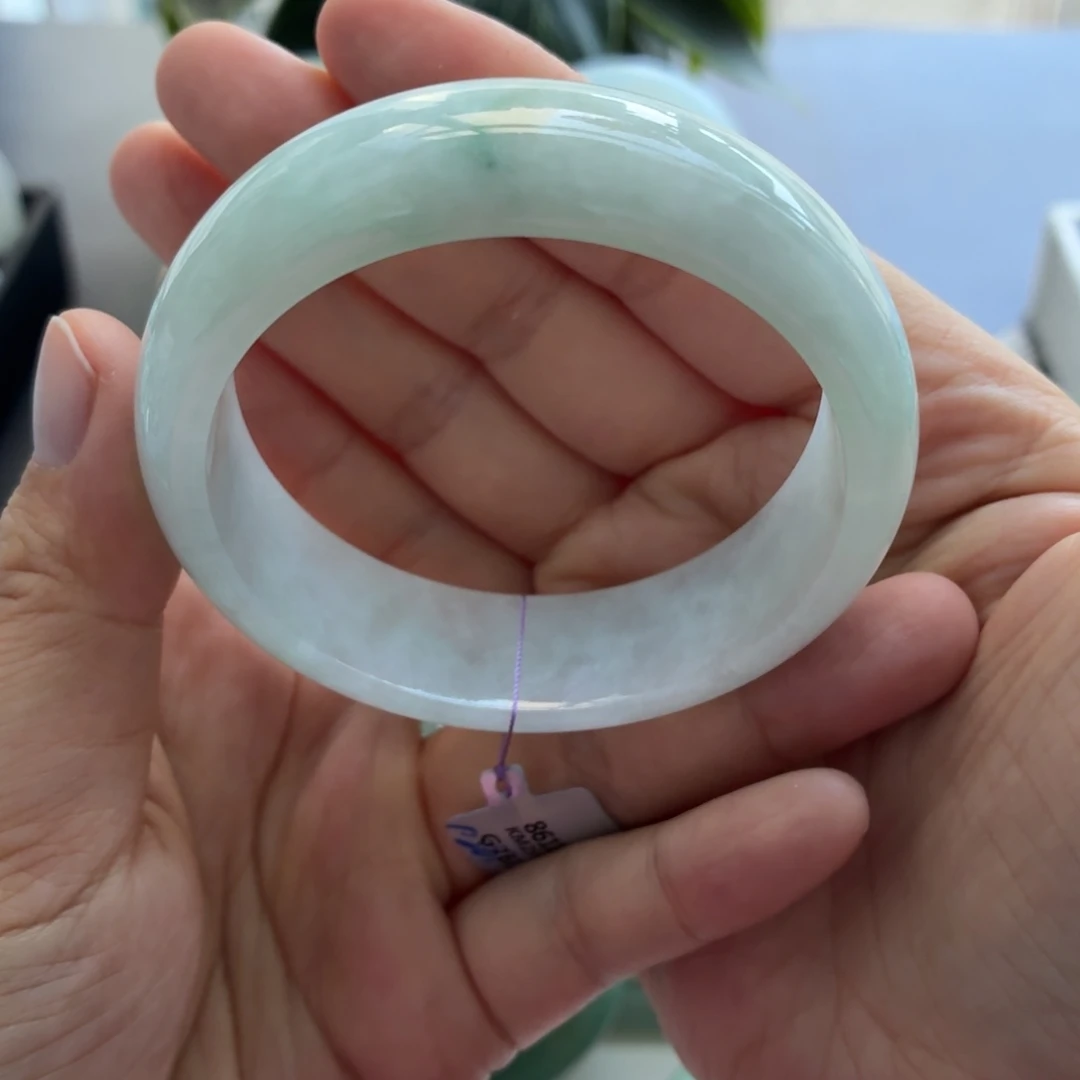 翡翠未镶嵌手镯天然