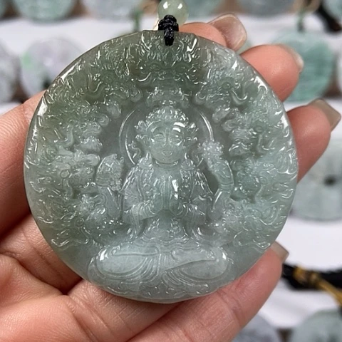 翡翠颈饰未镶嵌九龙观音福利