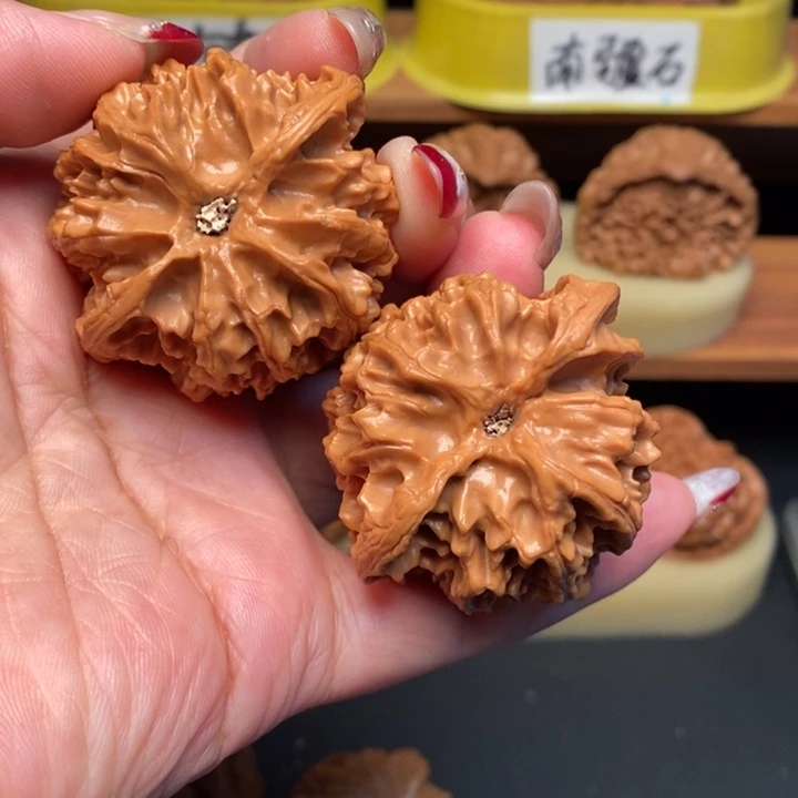 吊坠文玩核桃46全品苹果园