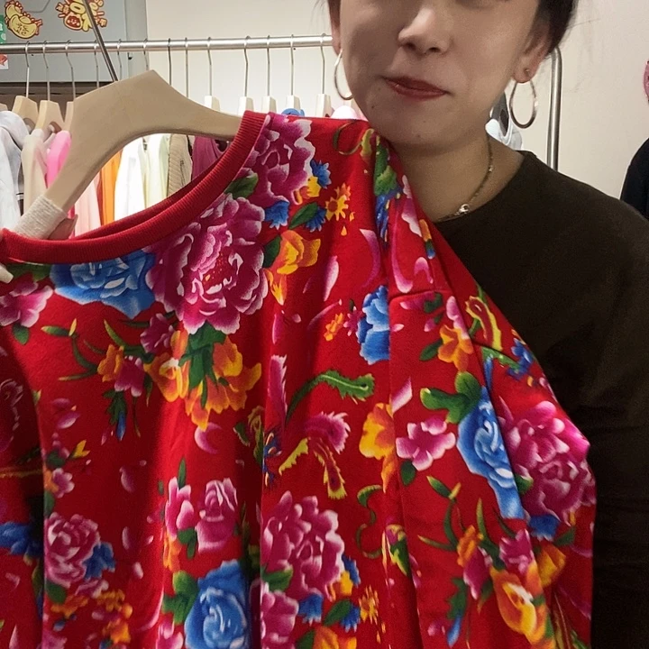 谢****哈哈哈哈哈哈哈哈