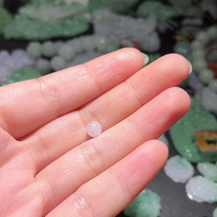 颈饰未镶嵌翡翠鹿****聊天