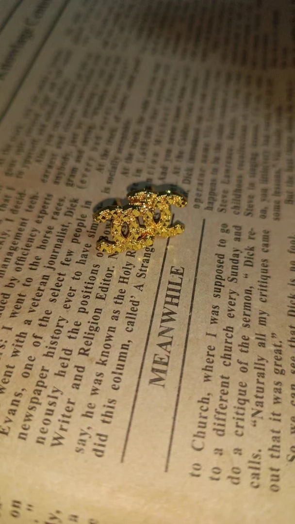 r05时尚女士百搭耳饰