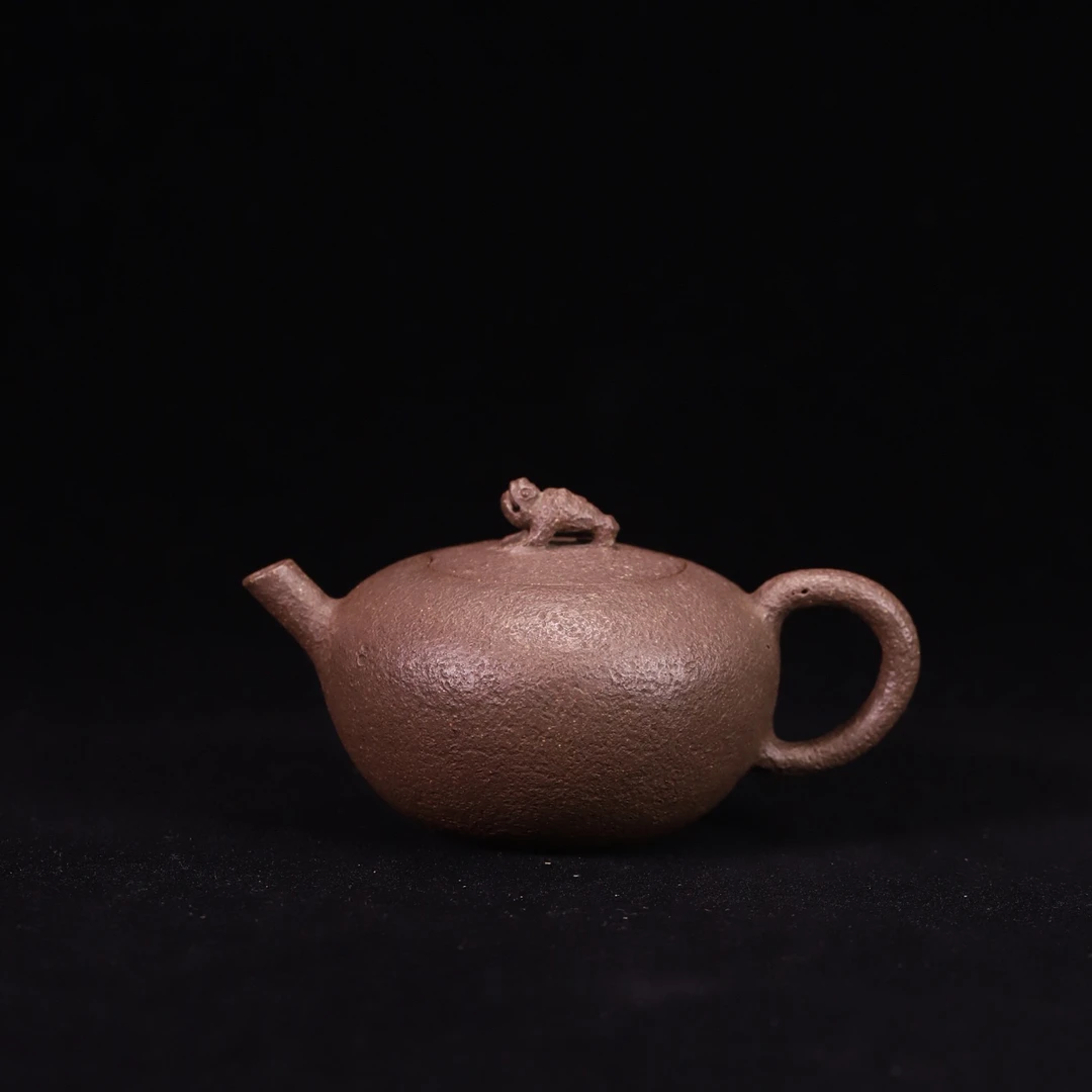 石鼓壶（钱来），实力派陶手文山，原矿天青紫砂壶125cc，内推出水孔