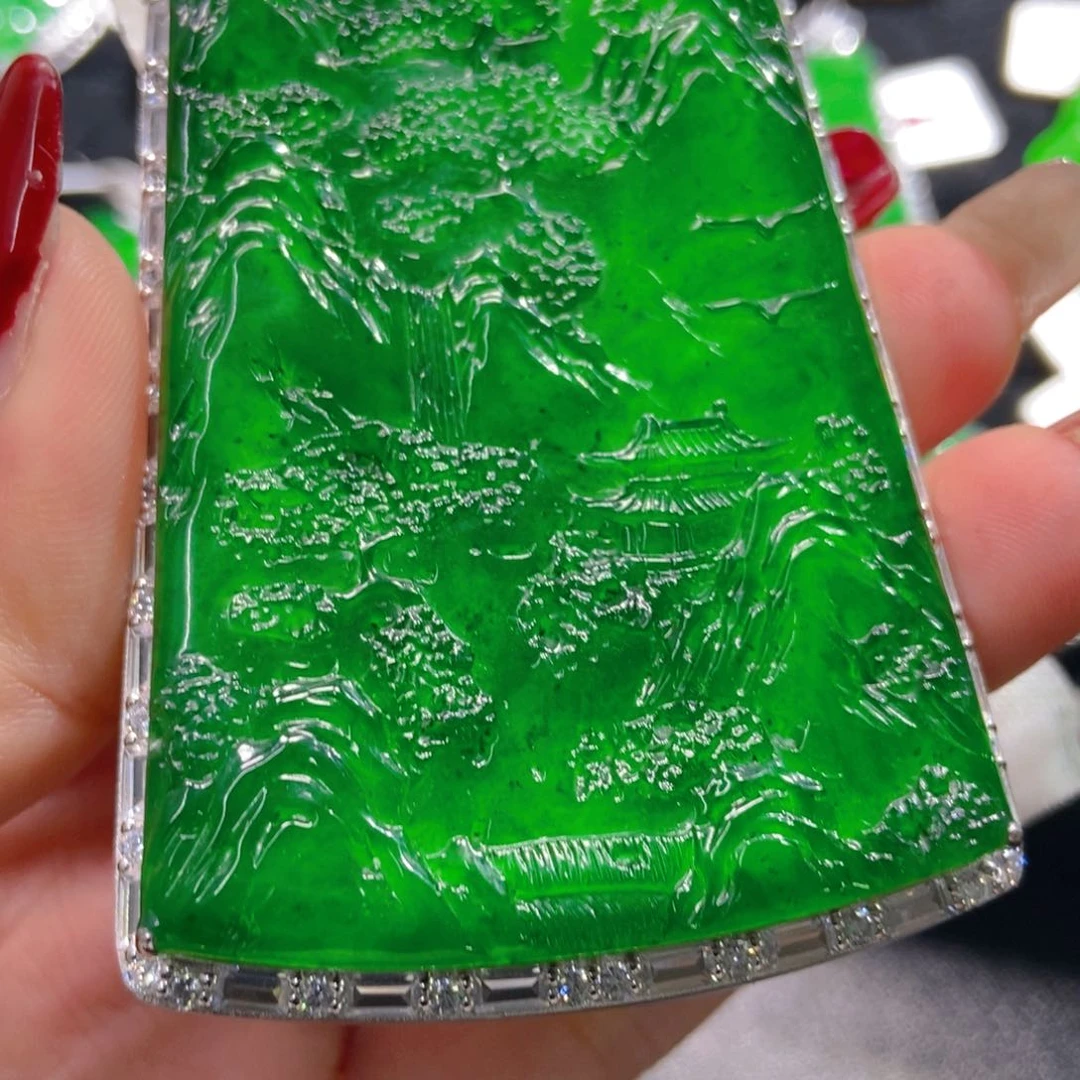 翡翠吊坠(不含链)未镶嵌