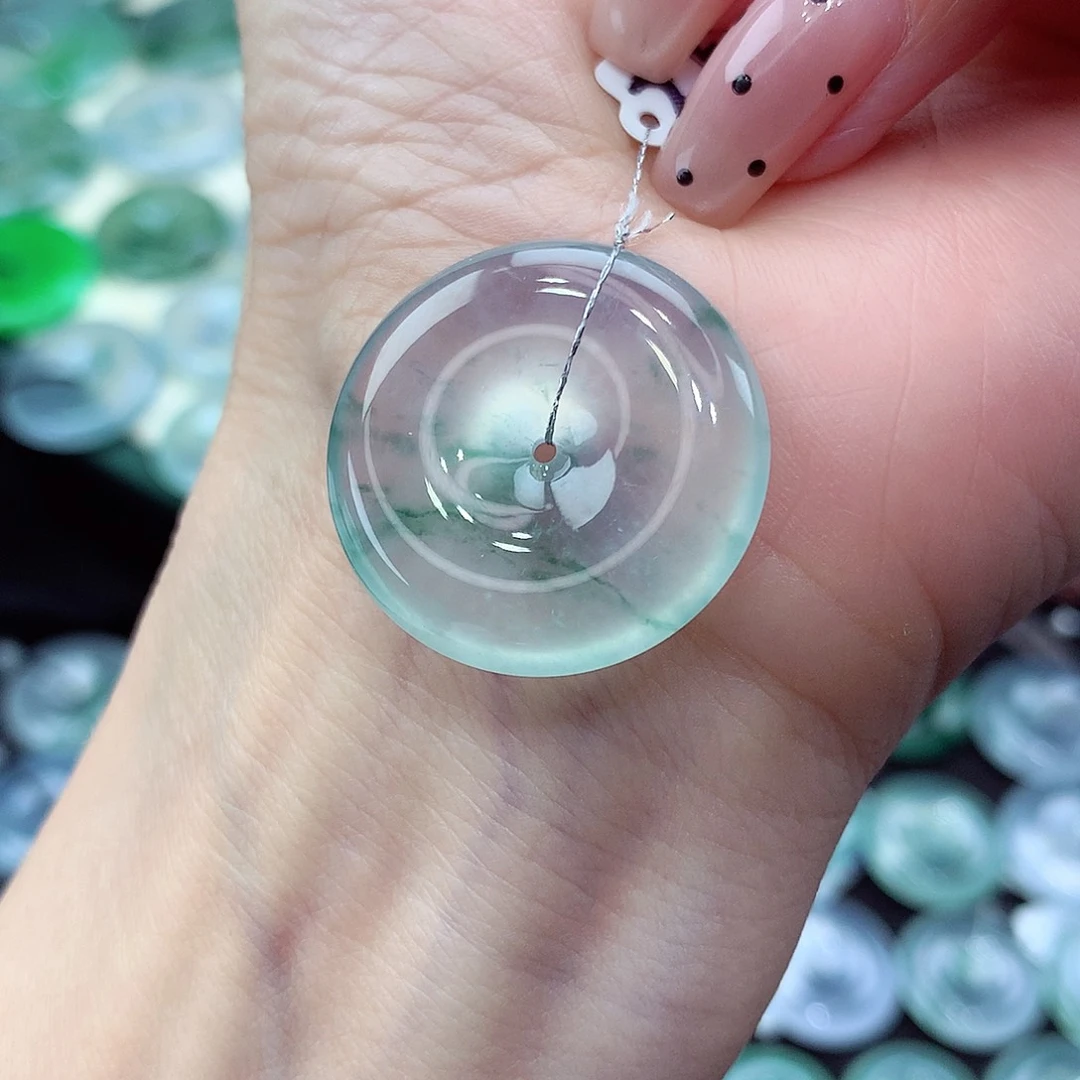 翡翠未镶嵌颈饰编号51尺寸25.2/5.8