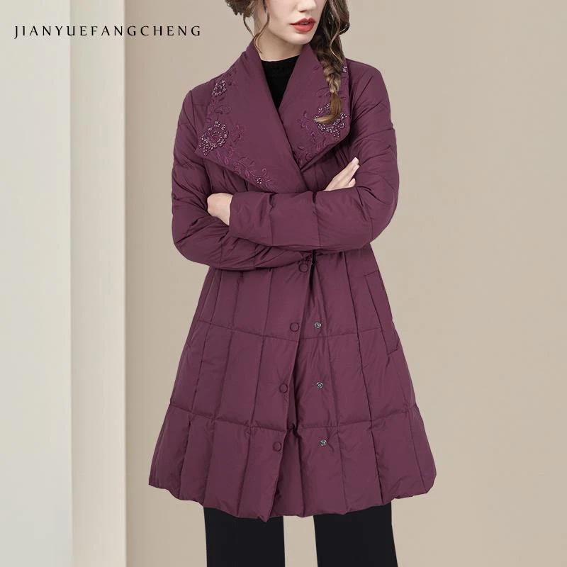 羽绒服女中长款冬季显瘦翻领时尚白鸭绒收腰气质长袖保暖WI243808