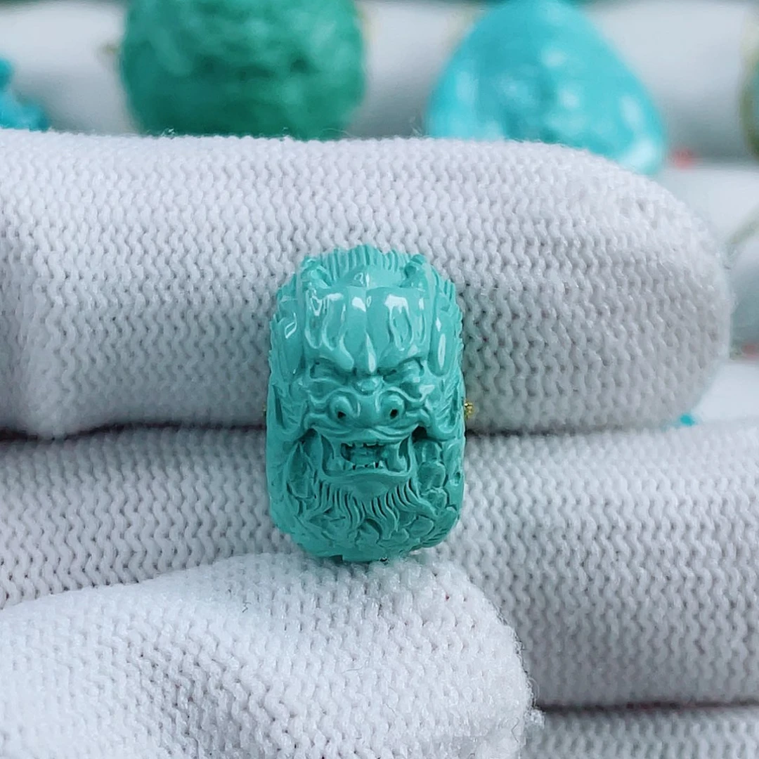 绿松石未镶嵌车挂