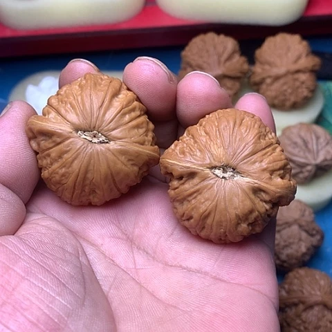 文玩核桃把件瞎****子43尺铁锤妹妹