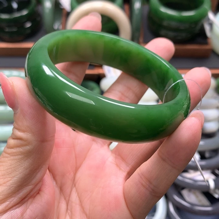 【闪购商品】未镶嵌手镯和田玉（碧玉）54