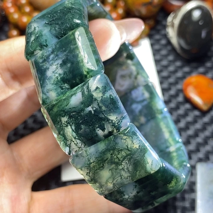 玛瑙/玉髓颈饰未镶嵌雁*飞