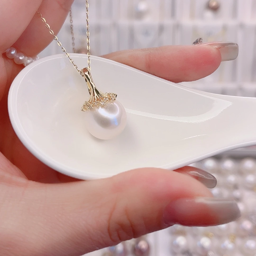 淡水珍珠吊坠(赠链)未镶嵌