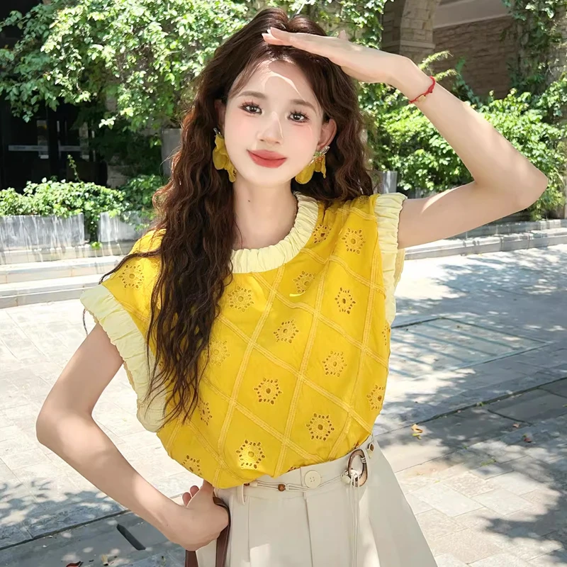 2025夏季新款女士复古黄色减龄圆领短袖T恤镂空小众拼接洋气上衣