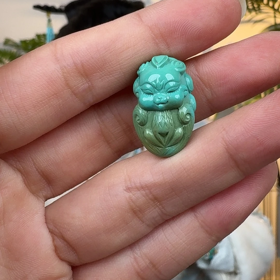 绿松石未镶嵌珠宝奇石