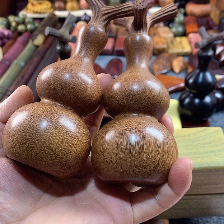 我***凡金星紫檀葫芦一对