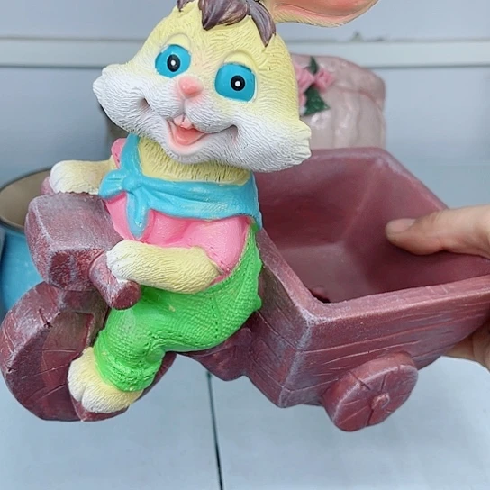 e多肉绿植陶瓷花盆9.9包邮，有空