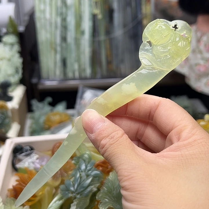 蛇纹石玉未镶嵌发簪