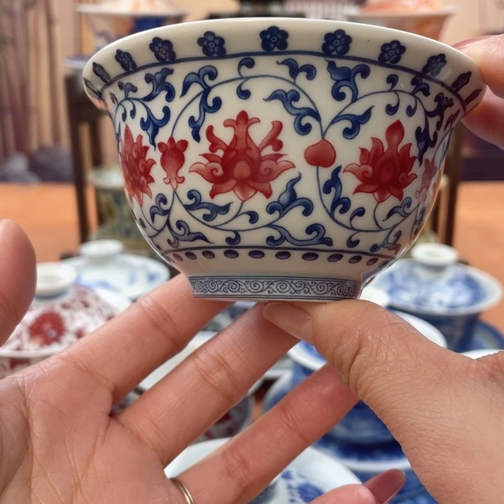 陶摆件青花釉里红缠枝莲压手杯