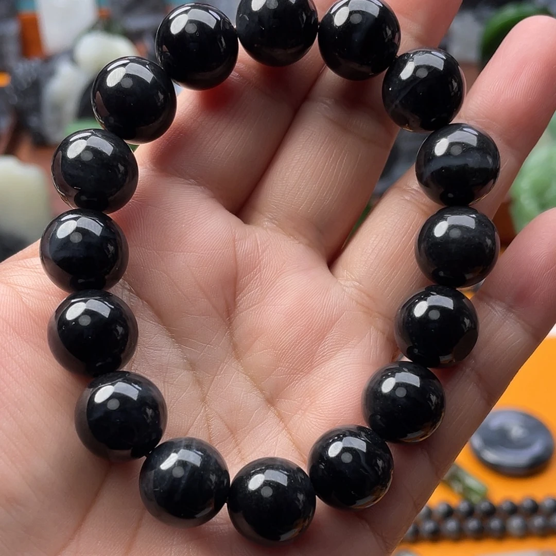 宇***娃和田玉未镶嵌手串