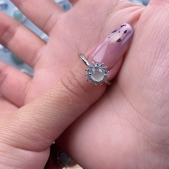糖***果翡翠未镶嵌戒指缅甸