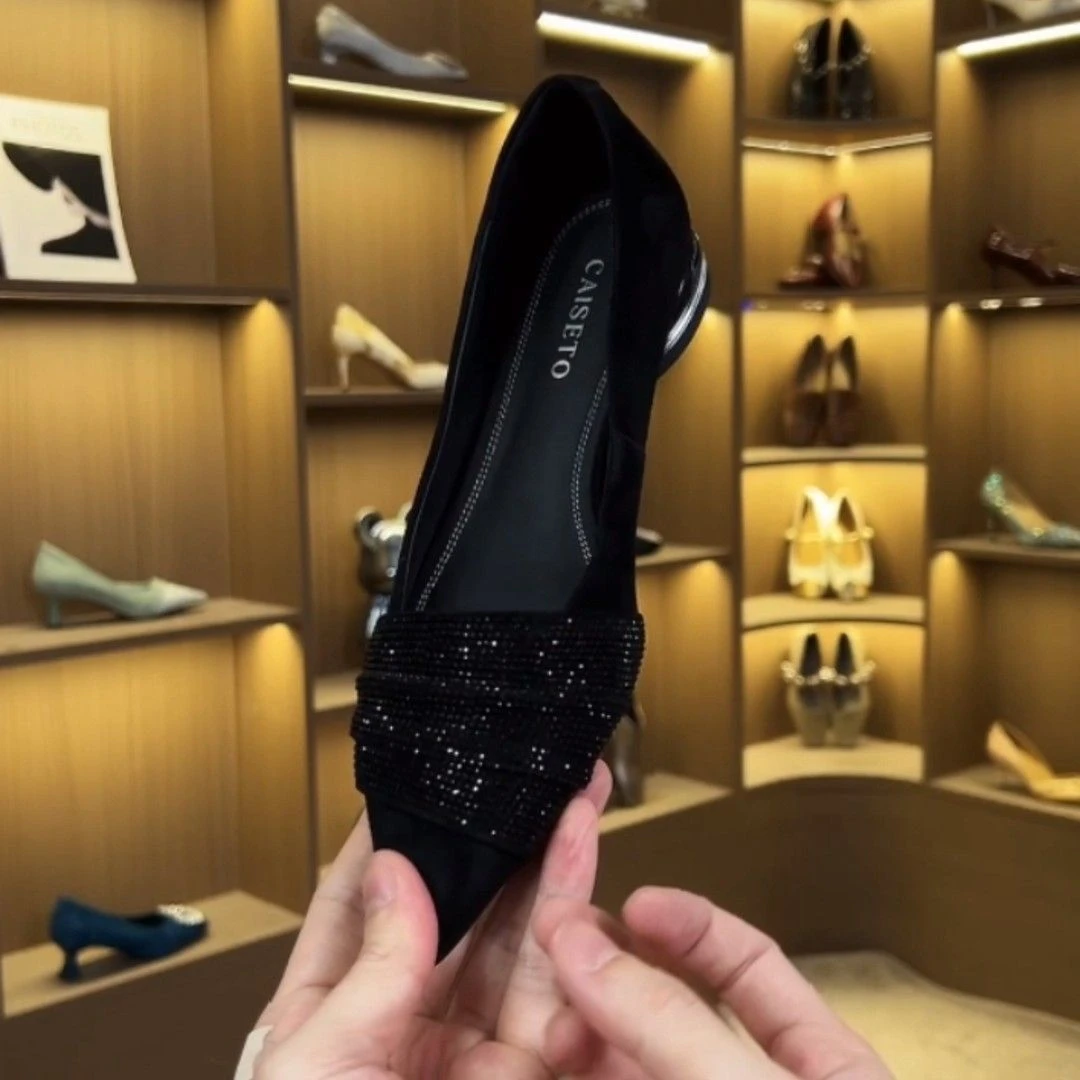 2025春秋浅口百搭舒适网红爆款新款时尚女鞋法式水钻气质尖头单鞋