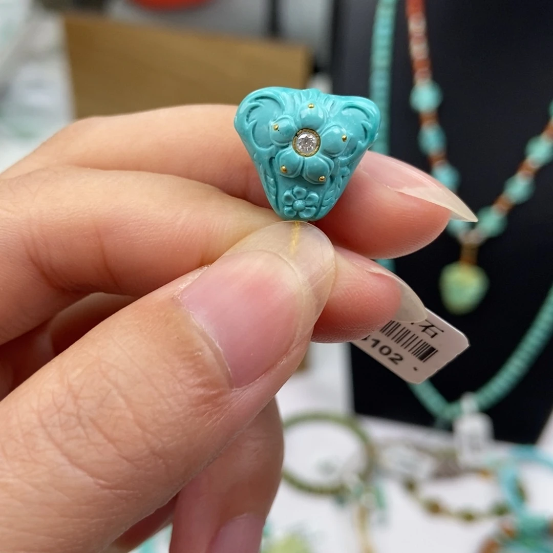 未镶嵌绿松石珠宝奇石