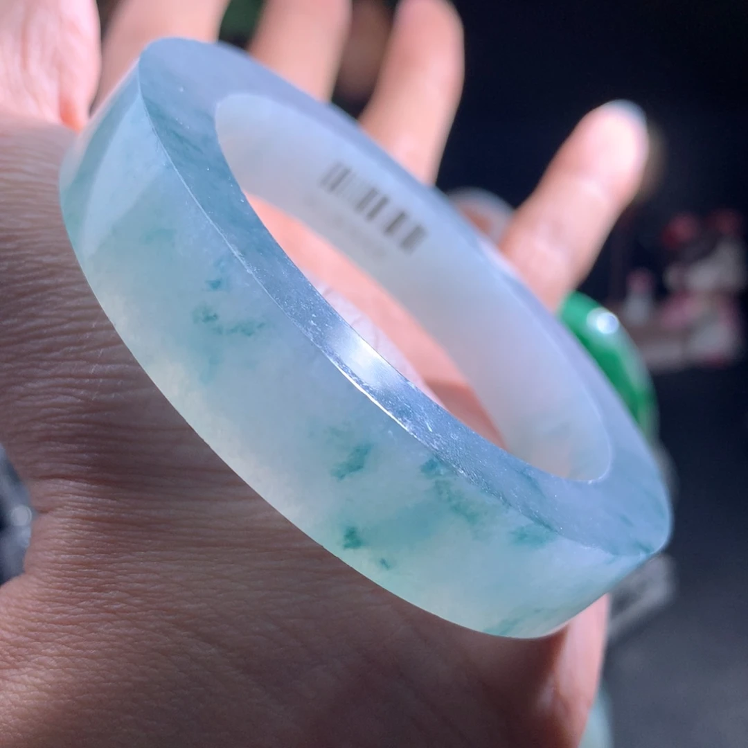 定制翡翠手镯未镶嵌