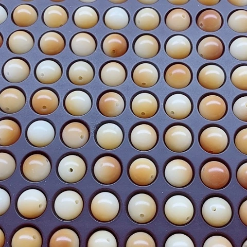 吊坠白玉菩提11精品炭烤圆100颗