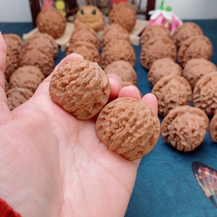 文玩核桃把件天禧狮子头35