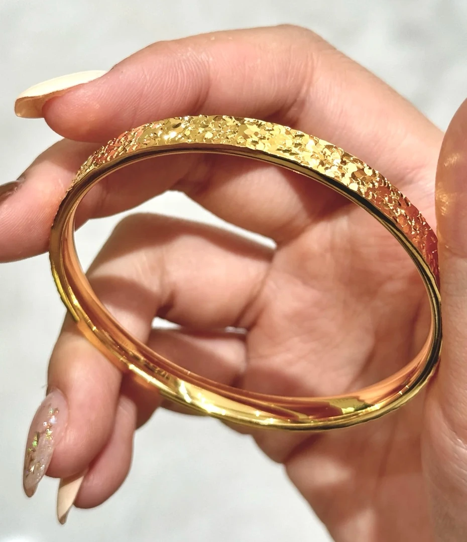 铜合金手镯 A 轻奢炸街小众设计某型同款手镯，精品高货版。