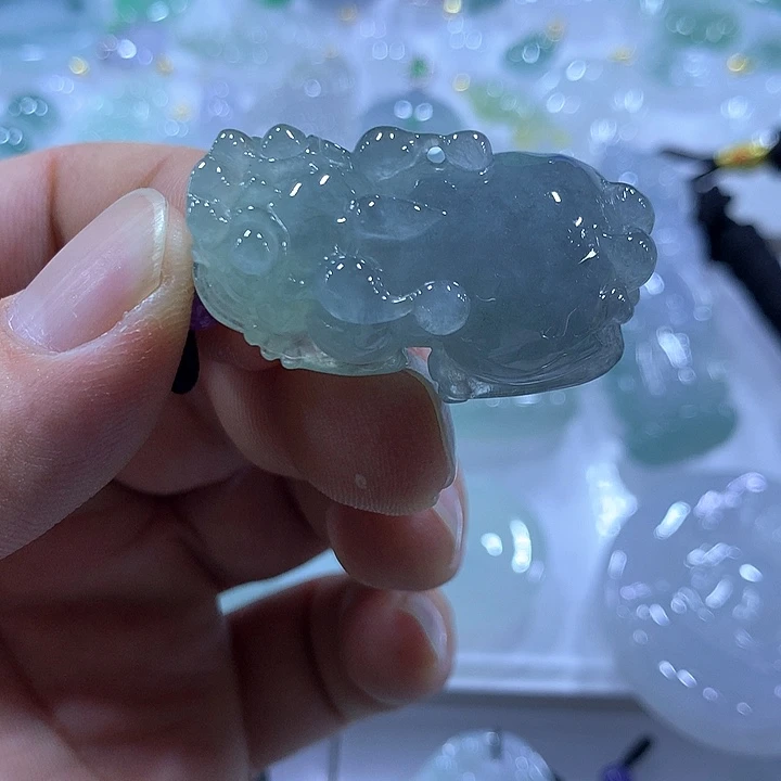 翡翠未镶嵌颈饰天然翡翠A货吊坠
