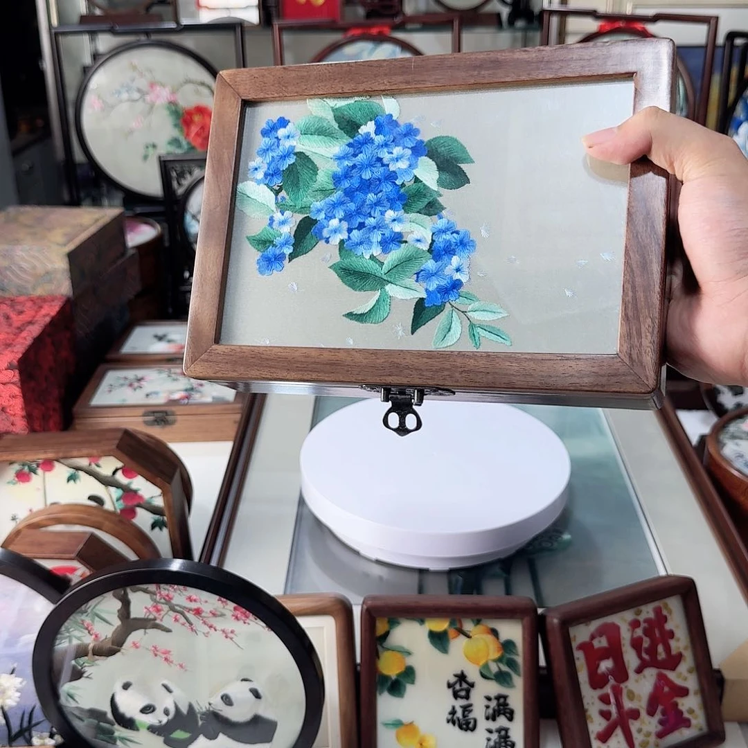 扇子苏绣胡桃木首饰盒