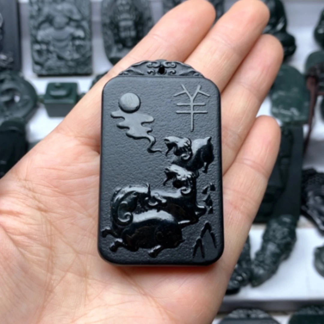 【闪购商品】和田玉颈饰未镶嵌双面雕刻