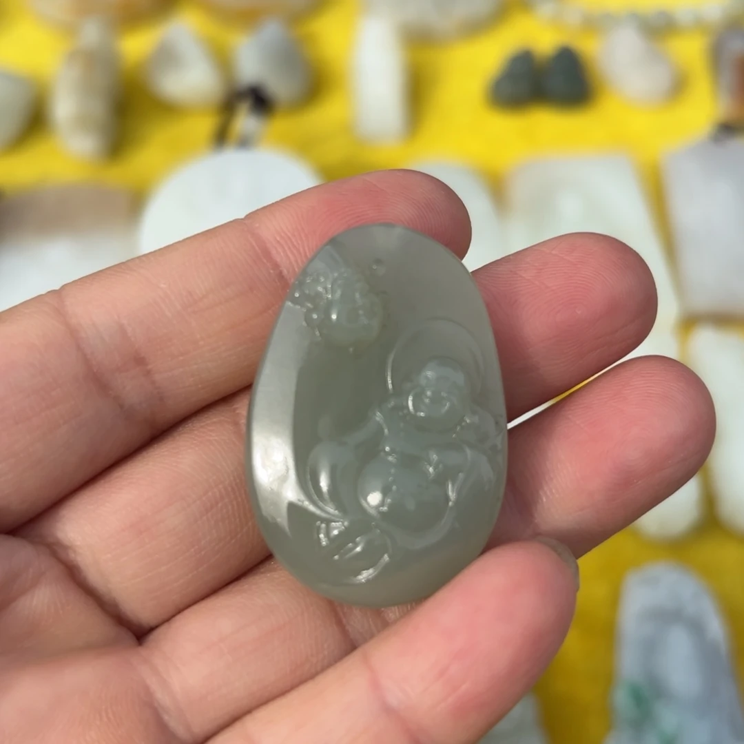 和田玉（糖玉）未镶嵌颈饰