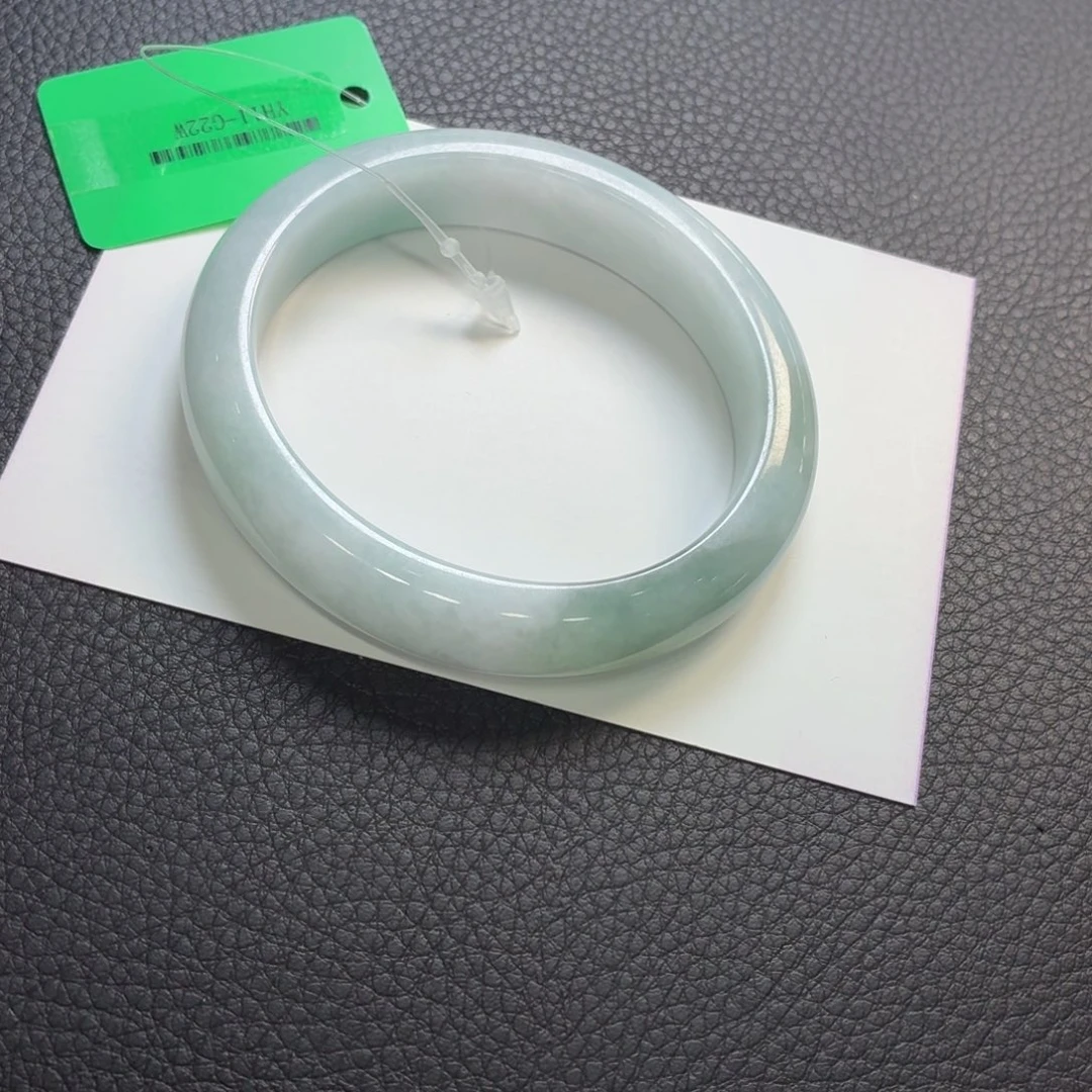 翡翠手镯未镶嵌缅甸a货翡翠手镯