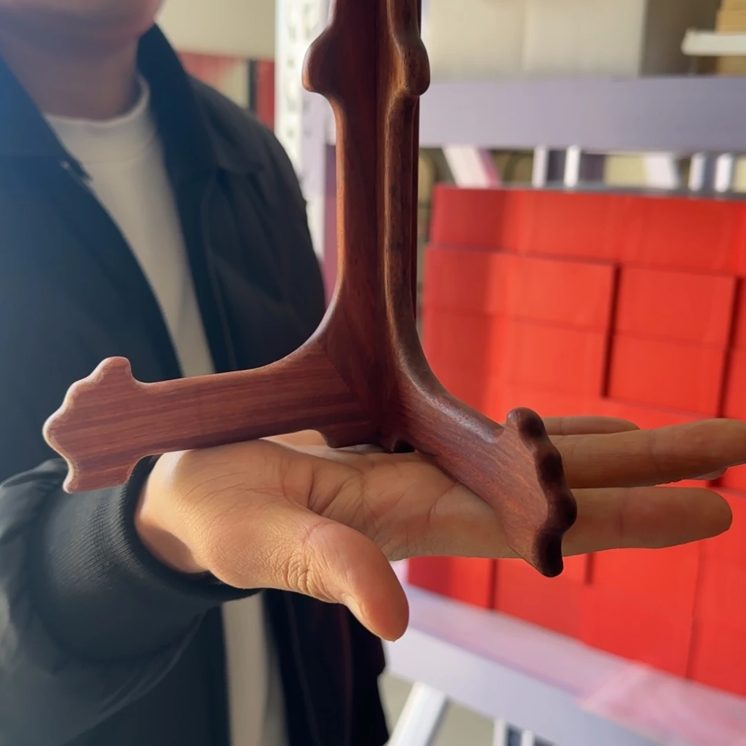 端景台紫檀木类血檀茶饼架