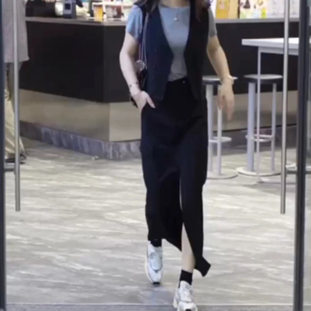 新款圆领短袖上衣气质网红显瘦洋气开叉修身半身裙女装1