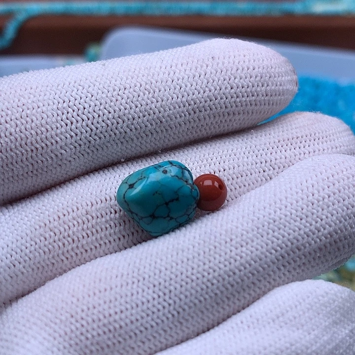 南红玛瑙未镶嵌珠宝奇石