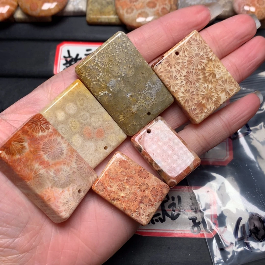 【闪购商品】硅化玉颈饰未镶嵌外**阳