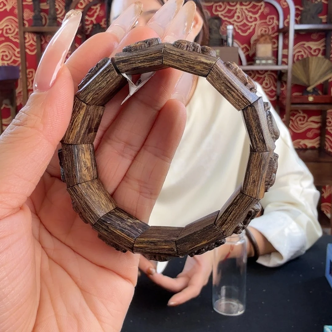 滴血莲花菩提吊坠以图片为准A13